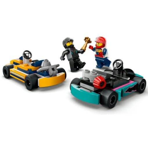 LEGO-City-60400-go-kart-autot-Ja-kilpakuljettajat