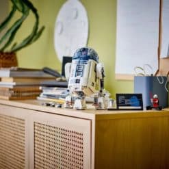 lego R2-D2