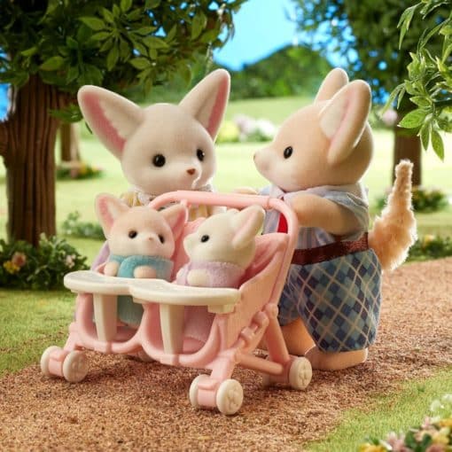 Sylvanian Families Aavikkokettu perhe puistossa